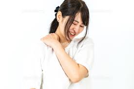 すぐに戻る肩こりの理由は肩を揉んでいるだけだから。