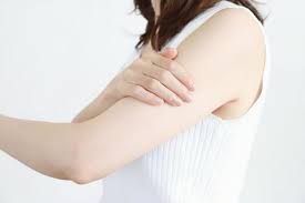 巻き肩がすぐ戻る理由は「巻き腕」にあり！神経から整える根本リセット術